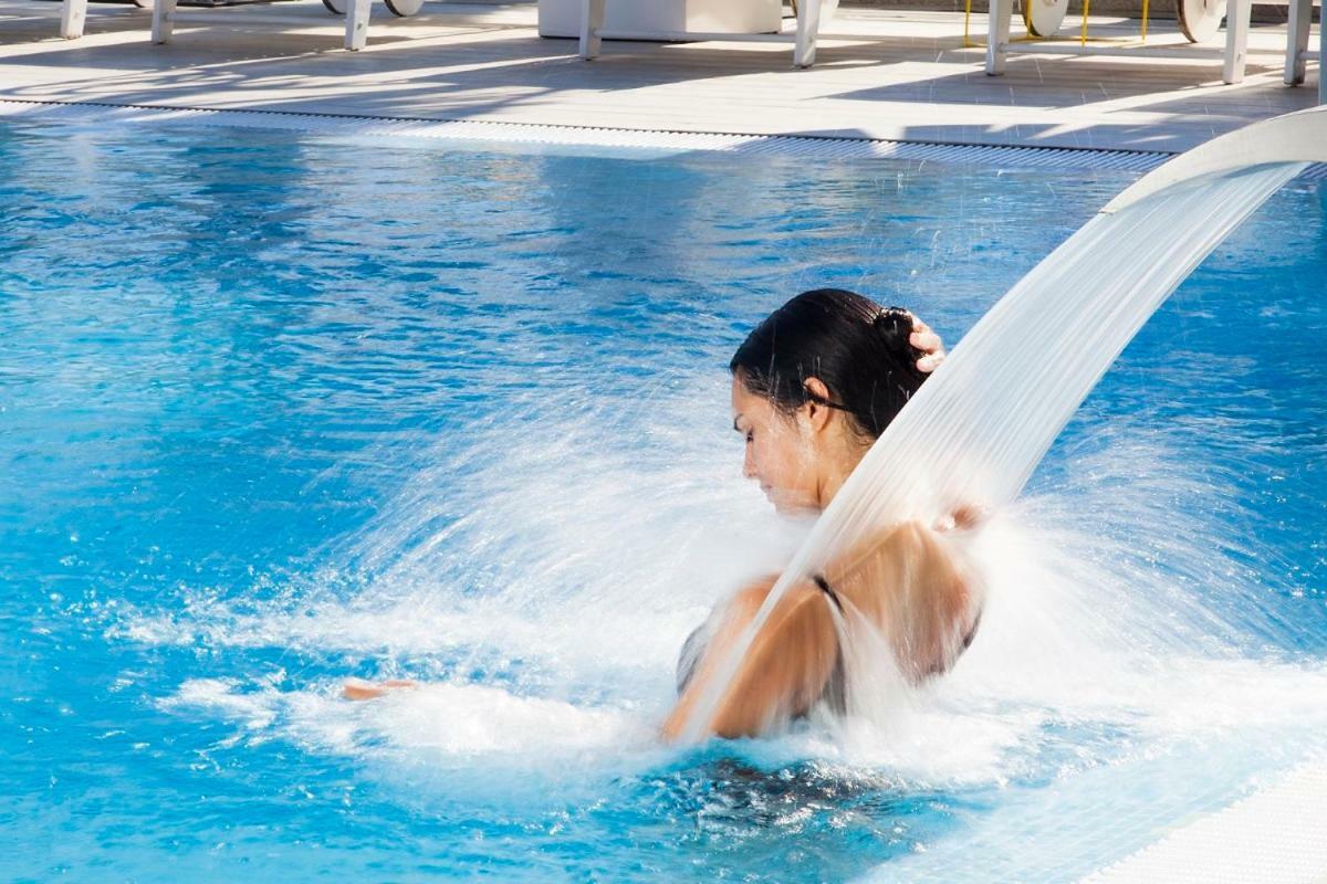 Augusta Eco Wellness Resort 4 Superior 桑亨霍 外观 照片
